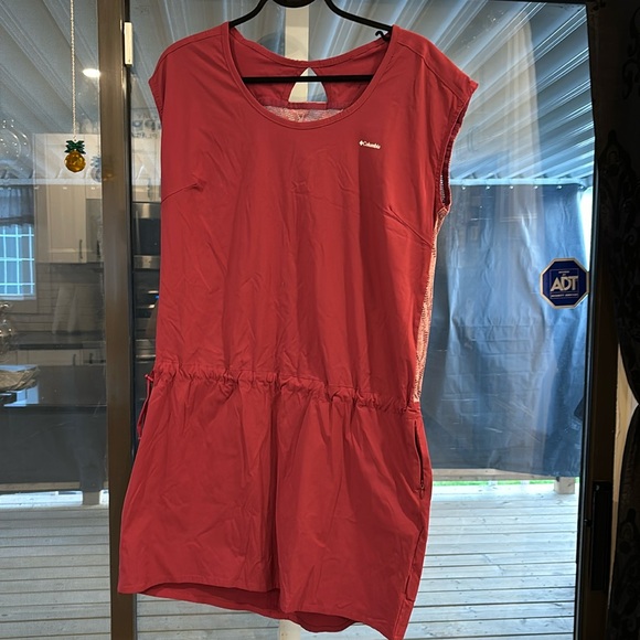 Columbia dress - Picture 1 of 7